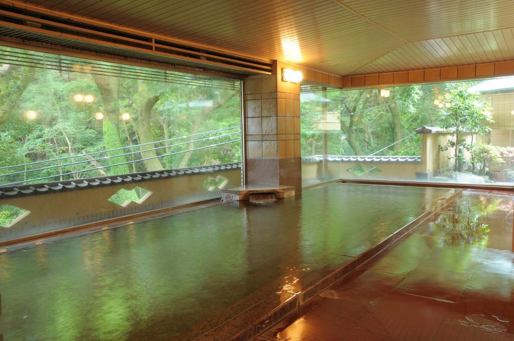 Yugawara Onsen Kawasegien Isuzu Hotel Atami  Eksteriør billede